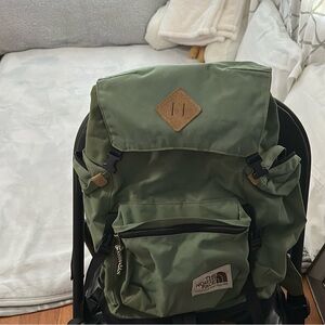 70s the north face camping/ hiking backpack olive green